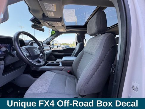 Used 2024 Ford F350 Lariat w/ Black Appearance Package AWD/4WD image 19