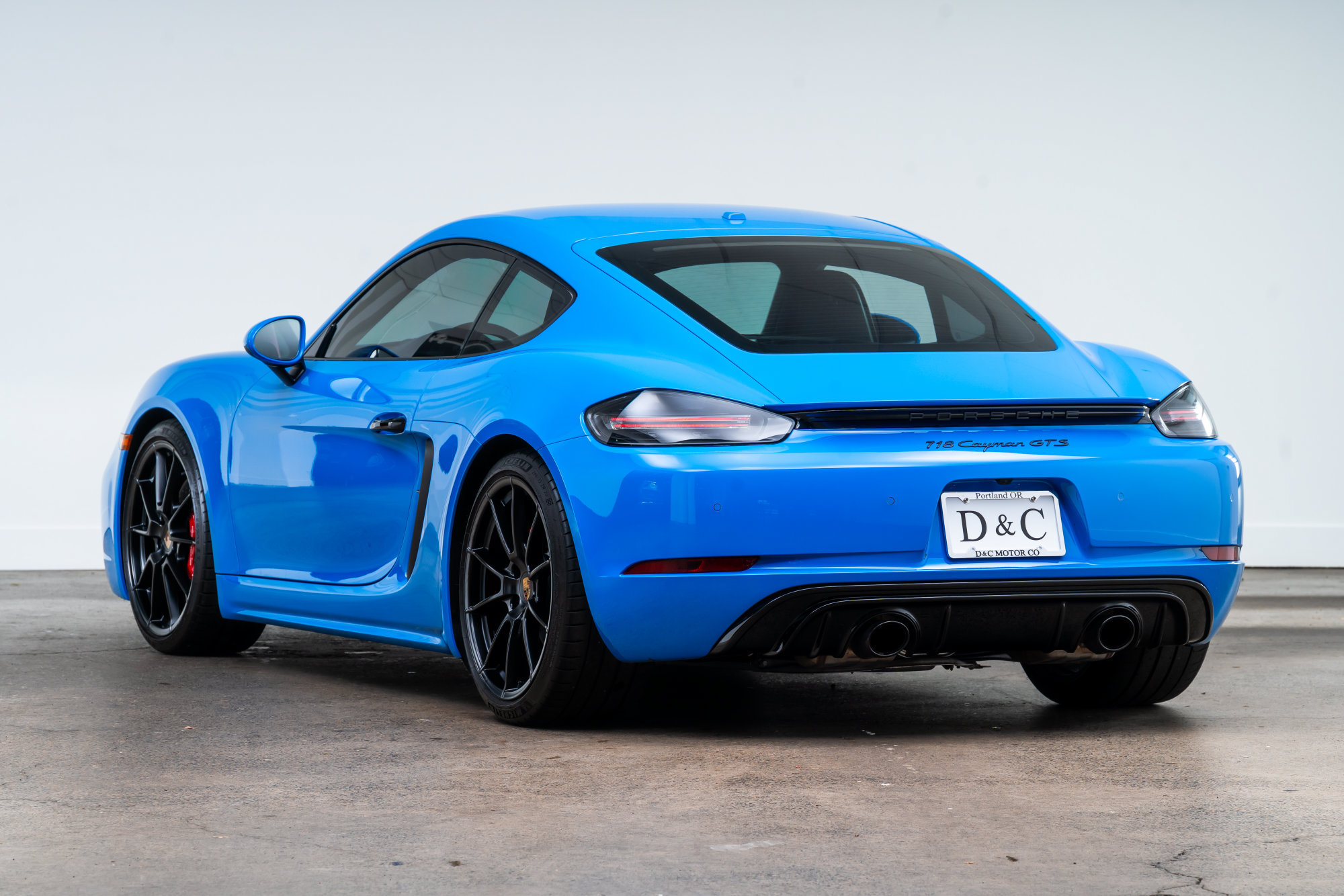 Used 2025 Porsche 718 Cayman GTS RWD image 6