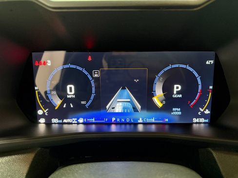 Used 2024 Chevrolet Colorado Trail Boss w/ Advanced Trailering Package image 19