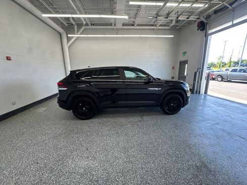 New 2026 Volkswagen Atlas Cross Sport SE AWD/4WD image 6
