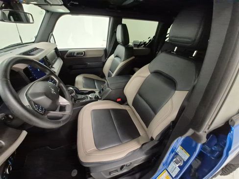 Used 2024 Ford Bronco Wildtrak image 20