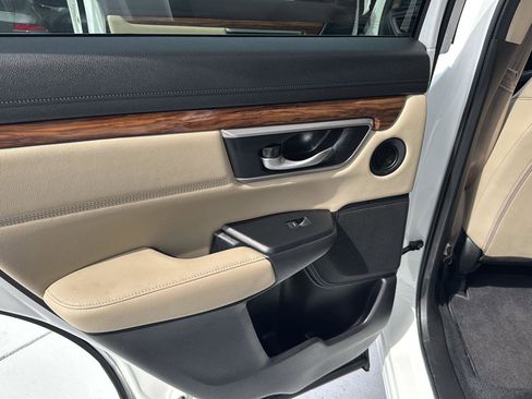 Used 2022 Honda CR-V EX-L image 16