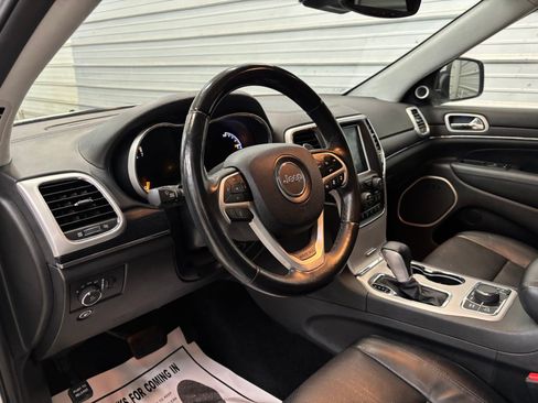 Used 2018 Jeep Grand Cherokee Summit image 14