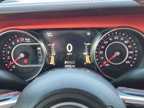 Used 2020 Jeep Gladiator Rubicon AWD/4WD image 18
