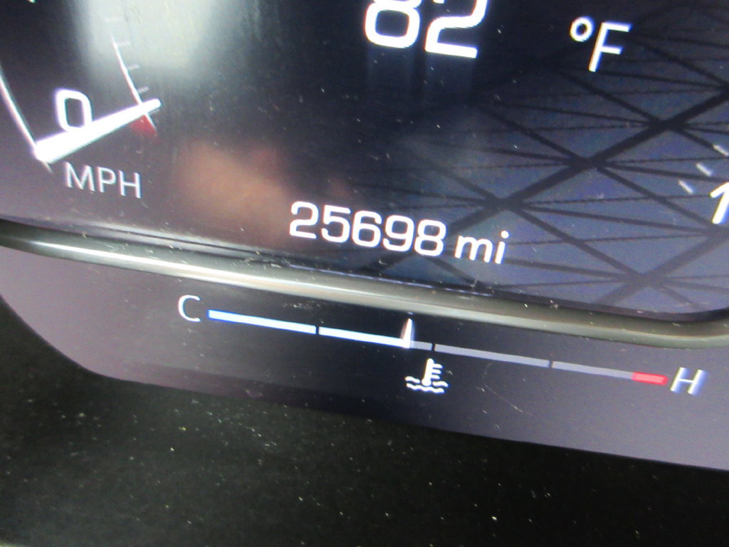 Certified 2025 GMC Sierra 1500 AT4 w/ AT4 Premium Package AWD/4WD image 36