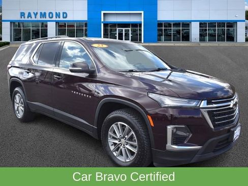 Used 2023 Chevrolet Traverse LT AWD/4WD image 1