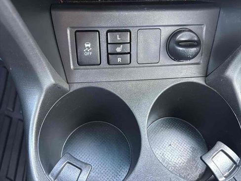 Used 2011 Toyota RAV4 Limited image 17