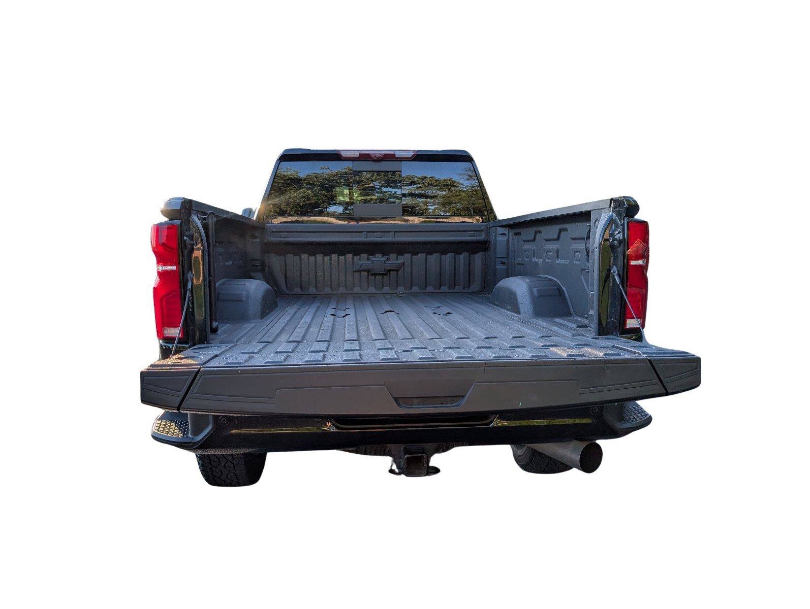 Used 2025 Chevrolet Silverado 2500 LTZ w/ Trail Boss Package AWD/4WD image 5