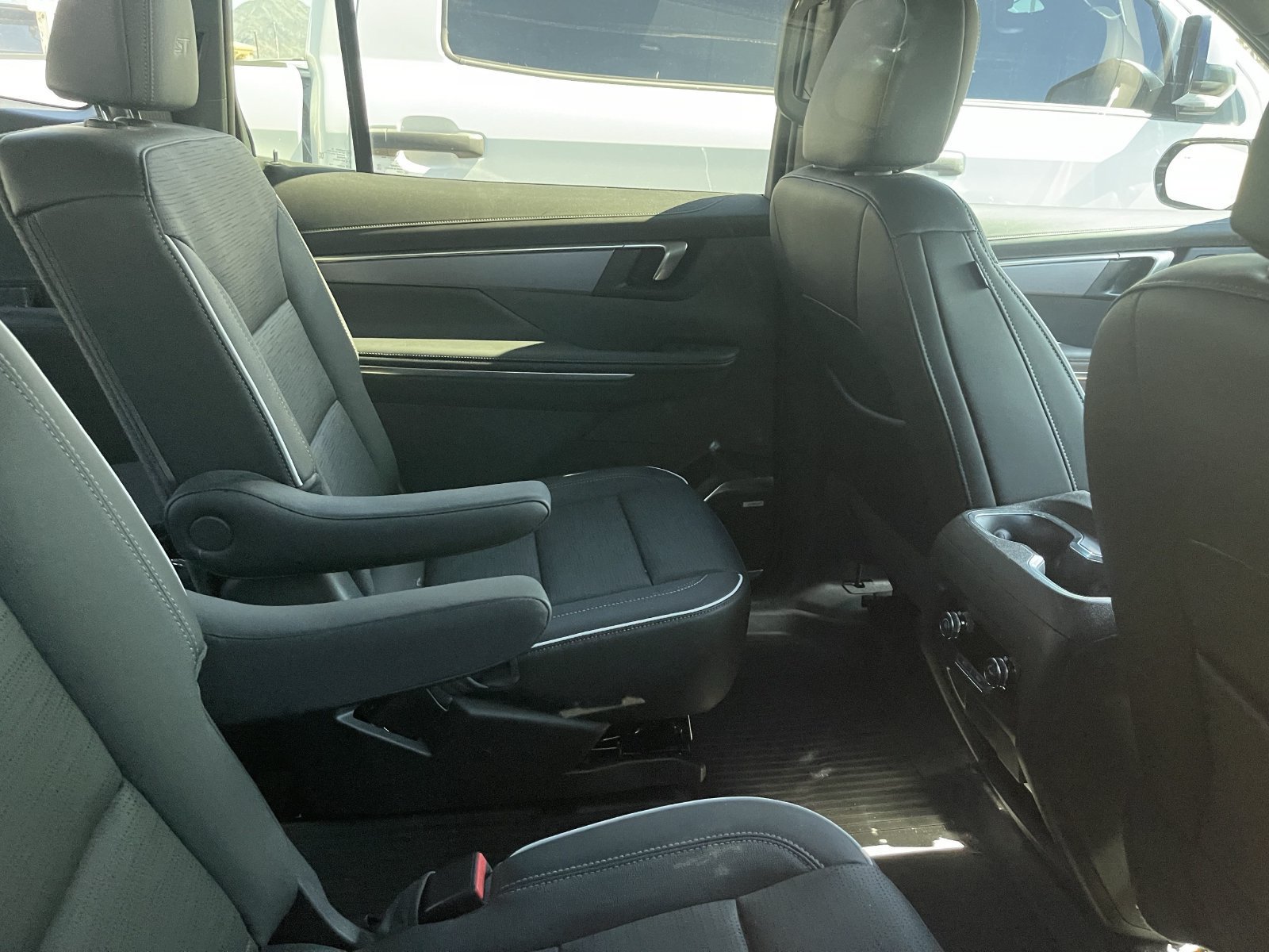 Used 2026 Buick Enclave Sport Touring w/ Power Package FWD image 7
