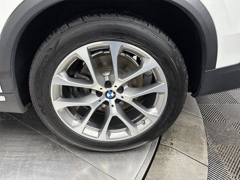 Used 2019 BMW X5 xDrive40i w/ Convenience Package image 27