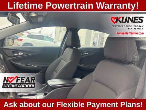 Used 2024 Chevrolet Malibu LT image 16