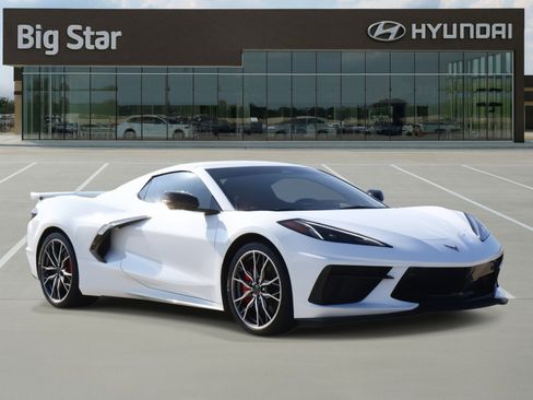 Used 2025 Chevrolet Corvette Stingray Premium Conv w/ Z51 Performance Package image 6