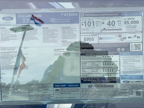 New 2024 Ford Escape SE w/ PHEV Premium Package image 14