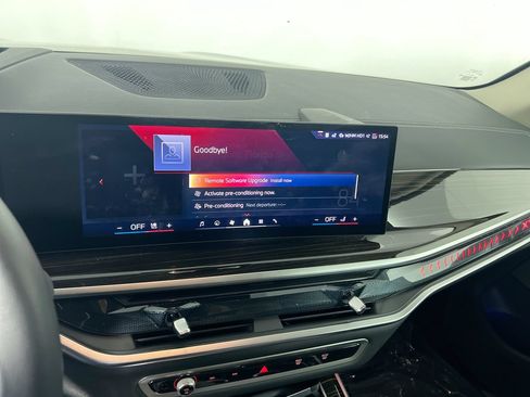 Used 2026 BMW X7 xDrive40i AWD/4WD image 24