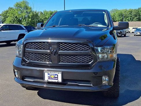 Used 2019 RAM 1500 Express w/ Express Value Package AWD/4WD image 6