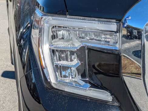 Certified 2022 GMC Sierra 1500 Denali w/ Denali Reserve Package image 10