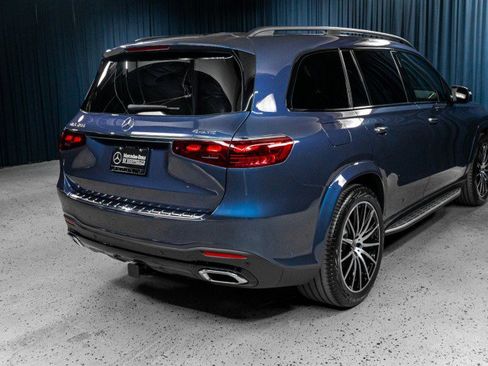 Certified 2026 Mercedes-Benz GLS 450 4MATIC image 4