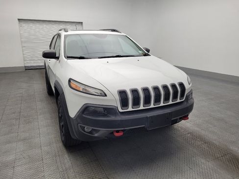 Used 2014 Jeep Cherokee Trailhawk w/ Comfort/Convenience Group image 14