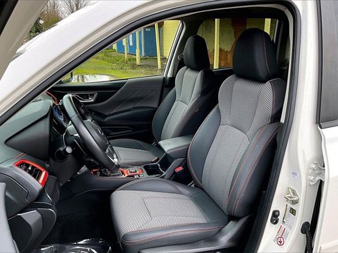 Used 2019 Subaru Forester Sport image 9