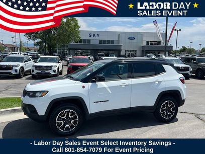 Used 2025 Jeep Compass Trailhawk