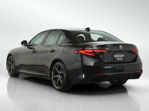 Used 2019 Alfa Romeo Giulia Ti Sport w/ Quick Order Package 22S Sport image 3