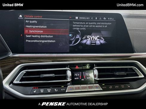 Used 2021 BMW X6 xDrive40i AWD/4WD image 11