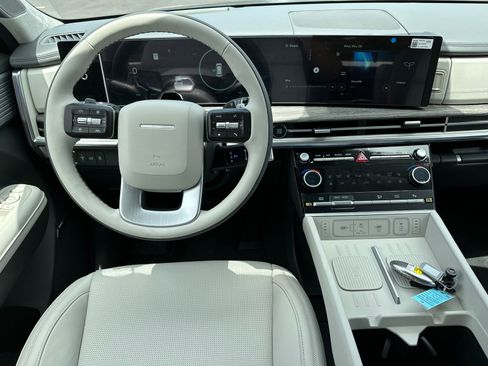 New 2025 Hyundai Santa Fe Calligraphy image 17