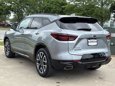 Used 2025 Chevrolet Blazer RS FWD image 9