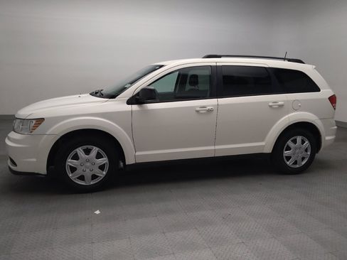 Used 2018 Dodge Journey SE w/ Popular Equipment Group FWD image 2