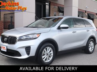 Used 2019 Kia Sorento AWD V6 video 1