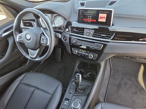 Certified 2022 BMW X1 sDrive28i w/ Premium Package image 11