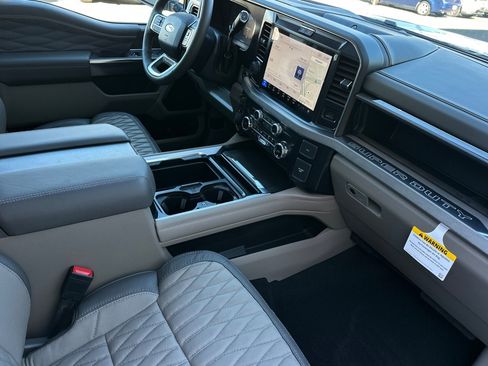 New 2026 Ford F250 Platinum w/ Platinum Plus Package image 14