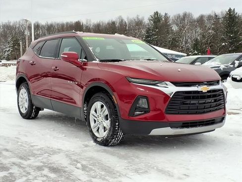 Used 2022 Chevrolet Blazer LT image 3