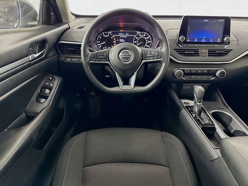 Used 2022 Nissan Altima 2.5 SV image 22