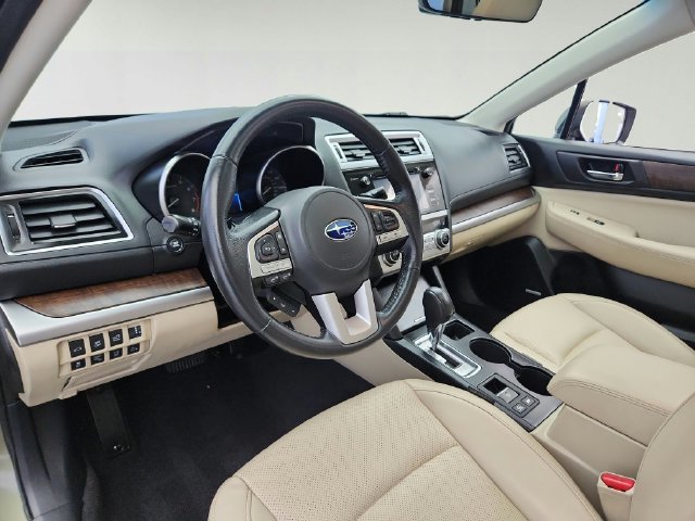 Used 2017 Subaru Outback 3.6R Limited AWD/4WD image 9