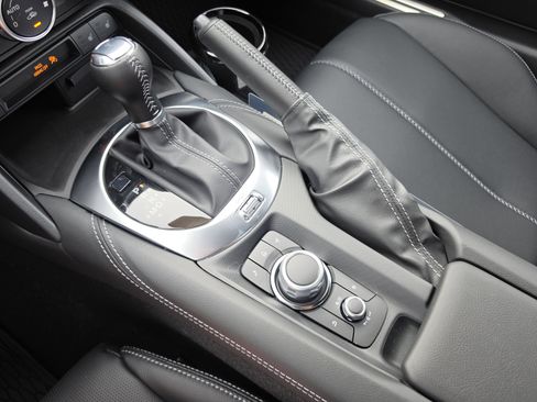New 2026 MAZDA MX-5 Miata Grand Touring RWD image 15