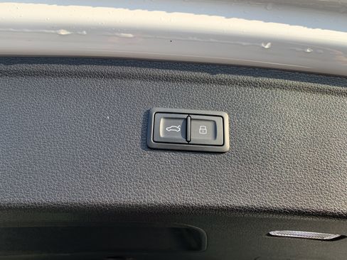 Certified 2022 Audi Q5 2.0T Premium Plus w/ Premium Plus Package image 23