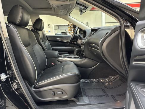 Used 2017 INFINITI QX60 Luxe image 19