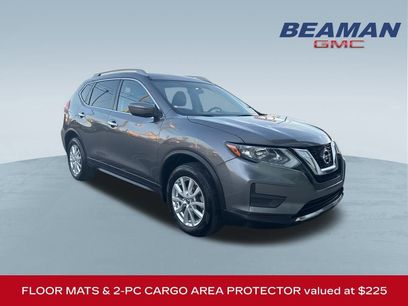Used 2017 Nissan Rogue SV