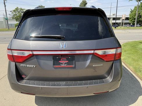 Used 2011 Honda Odyssey Touring Elite image 6