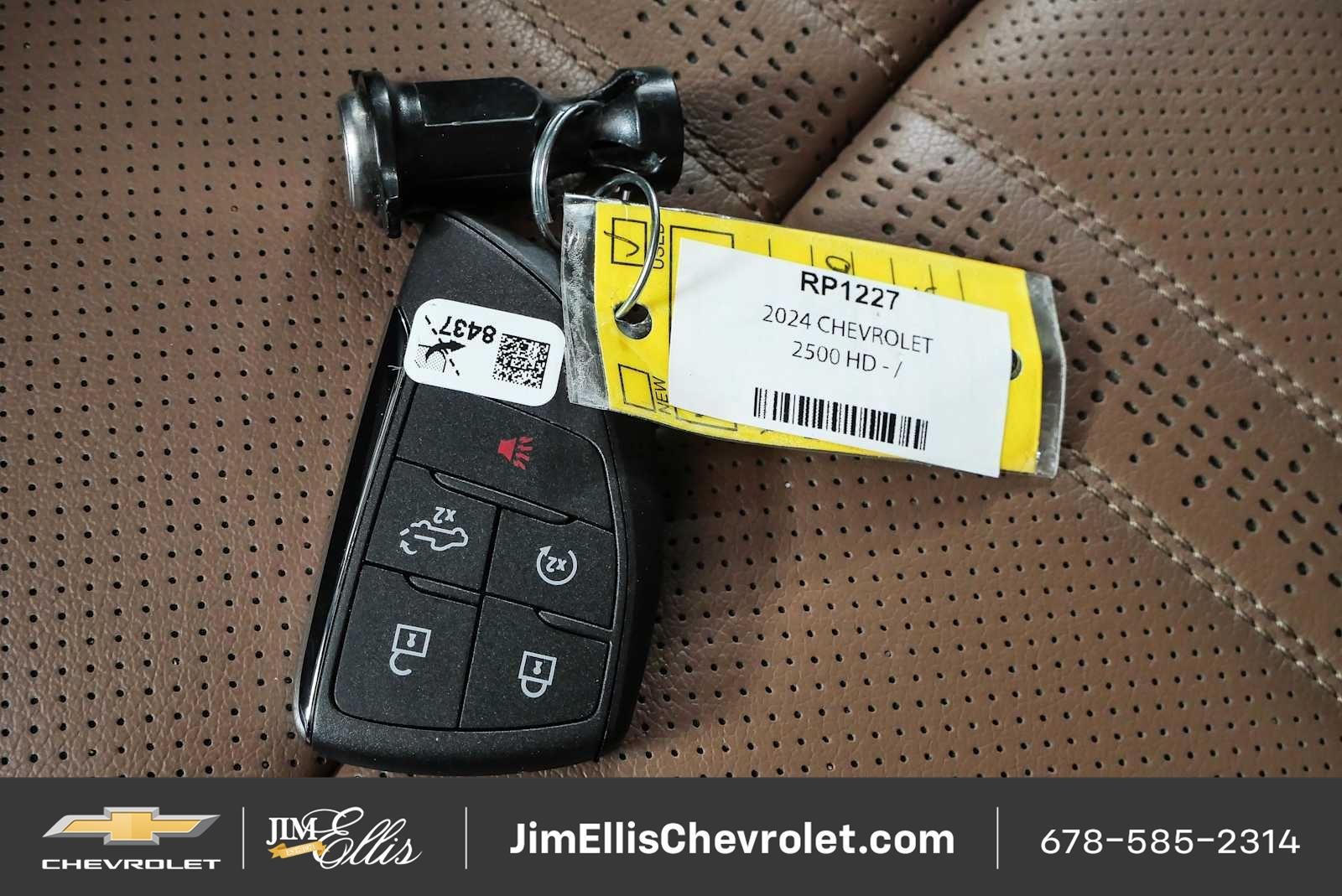Certified 2024 Chevrolet Silverado 2500 High Country w/ Technology Package AWD/4WD image 38