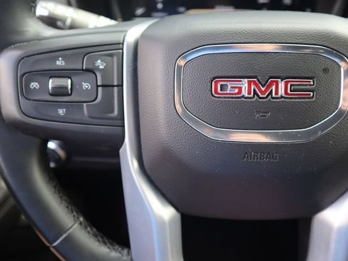 Used 2023 GMC Yukon XL SLE AWD/4WD image 19