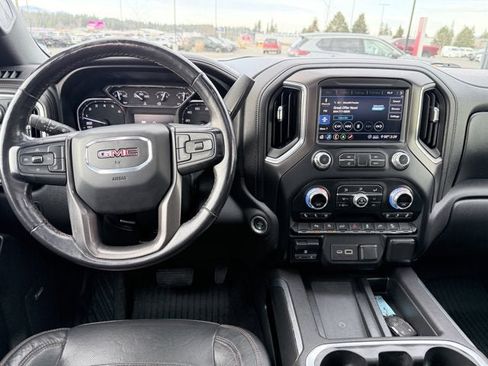 Used 2020 GMC Sierra 1500 AT4 w/ Off-Road Performance Package image 17