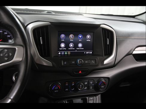 Certified 2020 GMC Terrain SLE w/ Driver Convenience Package AWD/4WD image 9