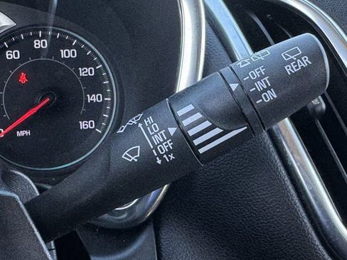 Used 2024 Chevrolet Equinox LT image 23