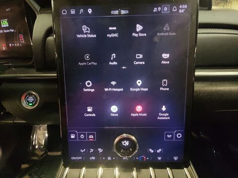 Certified 2025 GMC Terrain Elevation w/ Black Edition AWD/4WD image 18