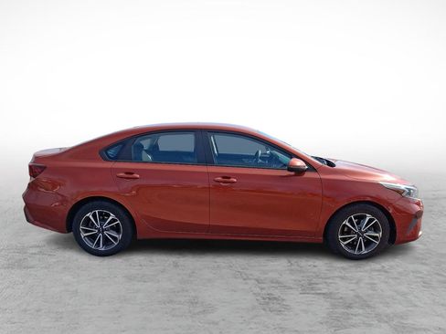 Used 2023 Kia Forte LXS w/ LXS Technology Package image 6