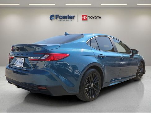 Certified 2025 Toyota Camry SE w/ Convenience Package FWD image 7