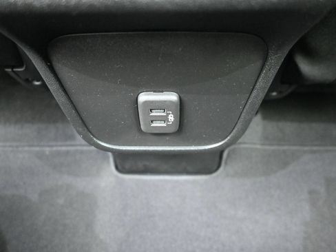 Used 2022 Chevrolet Equinox LS w/ LS Convenience Package FWD image 23