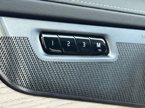 New 2026 Volvo XC90 T8 Plus w/ Protection Package Premier image 11